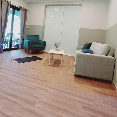 Casa De Huespedes Mariposa En Manantial Countryclub Lejlighed Hohenau Eksteriør billede